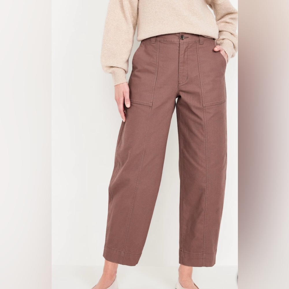 Old Navy Cropped Barrel Jeans